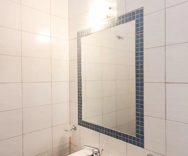 Casa de hóspedes Flora 3*