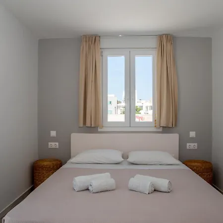 Casa de hóspedes Flora 3*