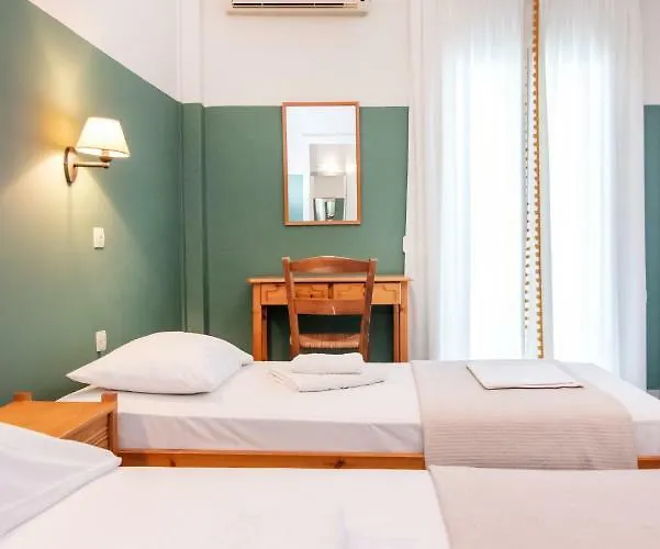 Pensionat Flora Tínos